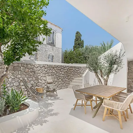 Pearl House - Luxurious New Beach Villa In Spetses Stunning View Ligoneri Exterior photo